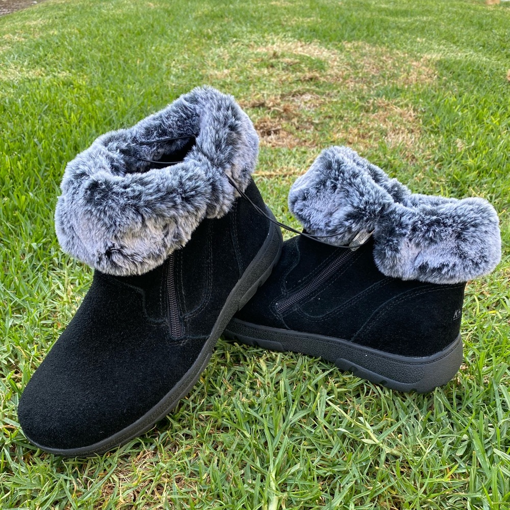 Khombu Jessica black ankle boots size 9